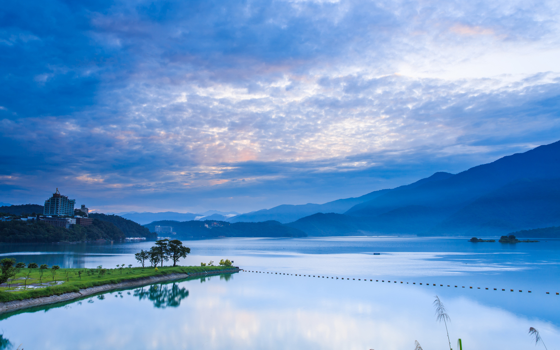 市生態(tài)環(huán)境局召開(kāi)全國(guó)人大常委會(huì)水污染防治法執(zhí)法檢查迎檢工作會(huì)